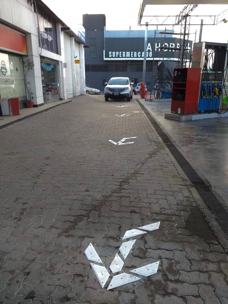 Kit Flecha Mini Curva 90 Izquierda - Placa